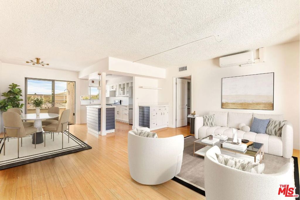 Photo of Listing #25572085