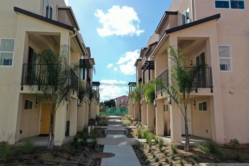 Photo of Listing #250035102SD