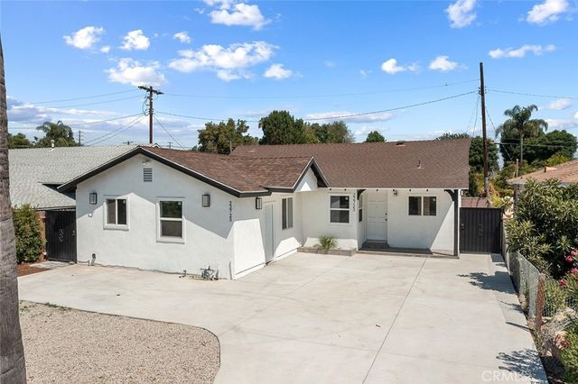 22723 Leonora Drive, Woodland Hills