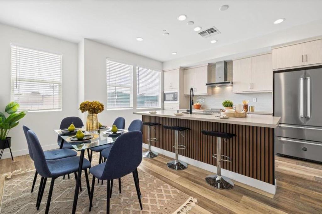 Photo of Listing #ML82016716