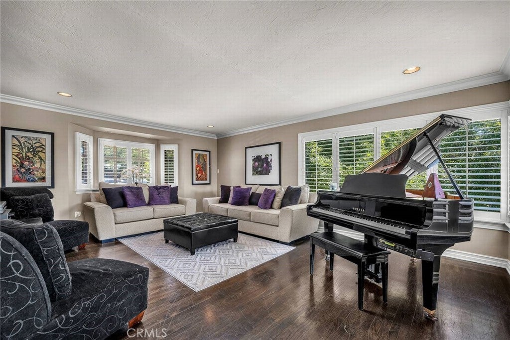 Photo of Listing #PV25172942