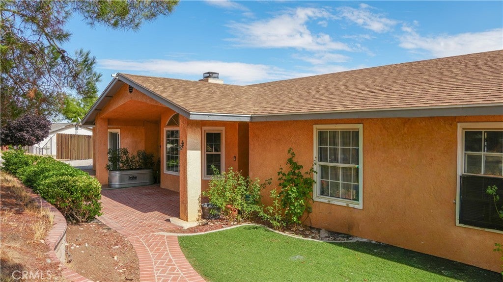 Photo of Listing #IV25173222