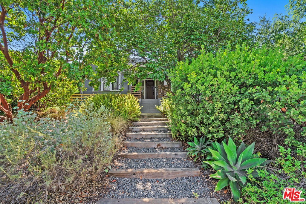 Photo of Listing #25571651