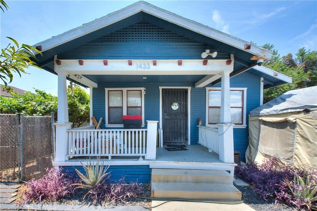 Photo of Listing #CV25173627