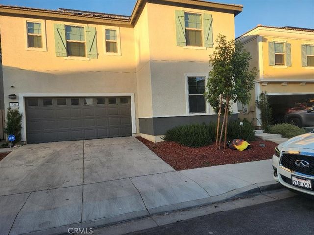 938 W Jasmine Way, Rialto