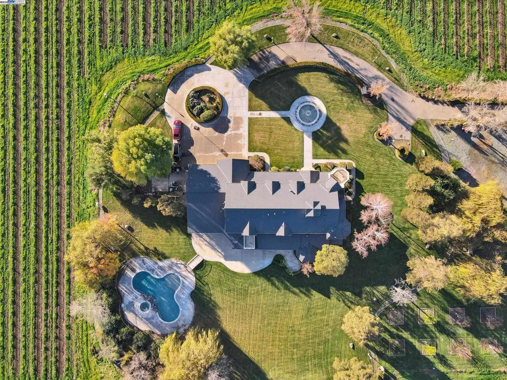 Photo of Listing #41106969