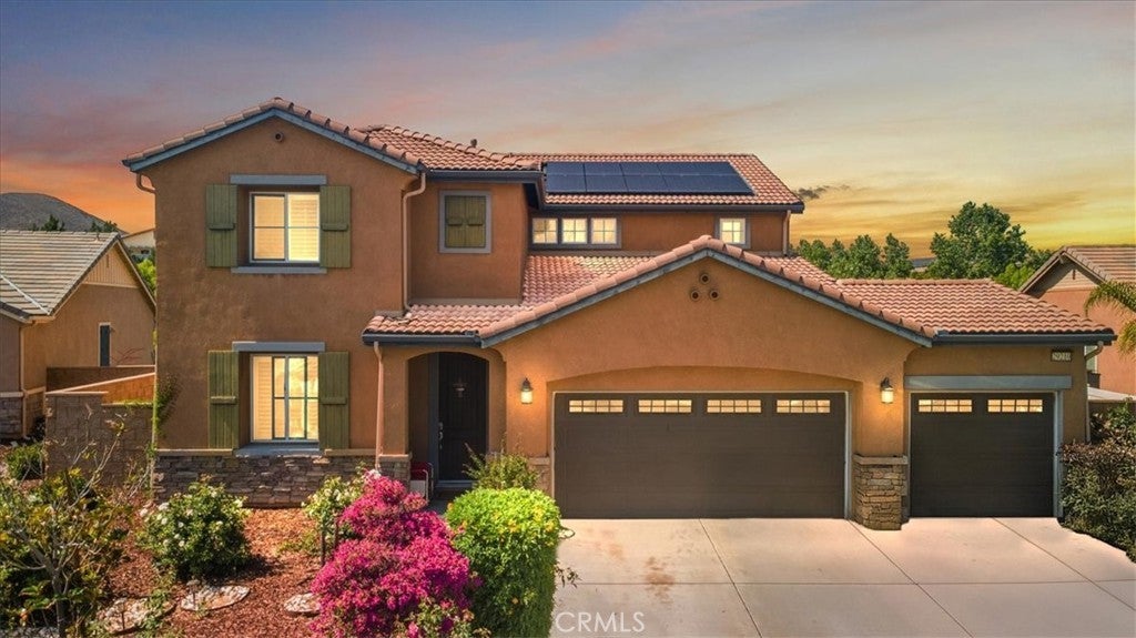 Photo of Listing #IV25167402