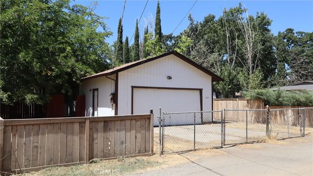 3771 Manchester Avenue, Clearlake