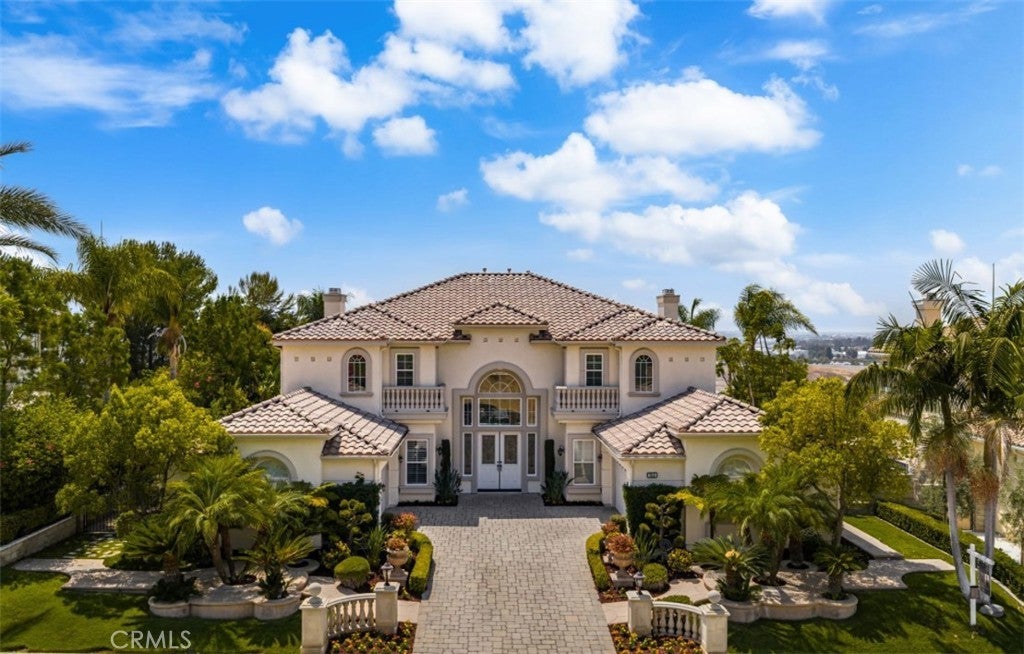 Photo of Listing #IV25175620