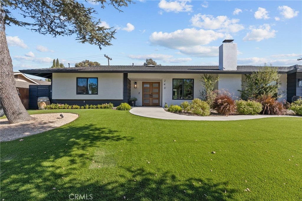 Photo of Listing #SR25176283