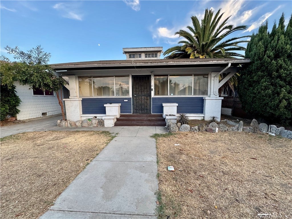 Photo of Listing #DW25176362