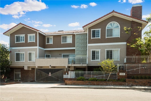 2006 Aviation Way E, Redondo Beach.