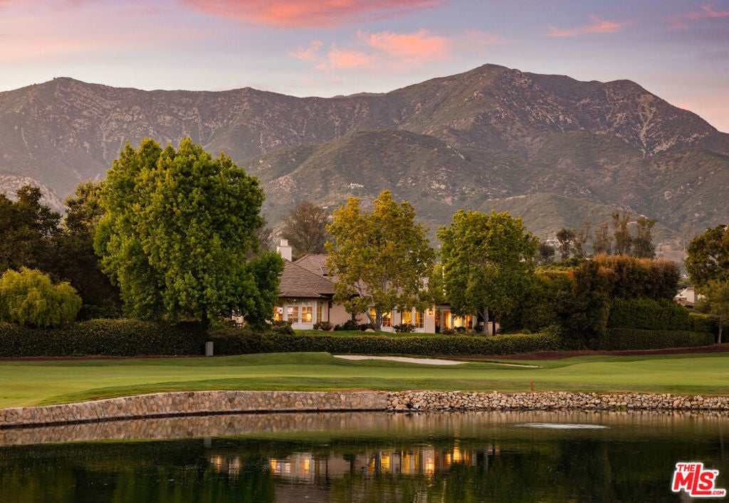 Photo of Listing #25574985