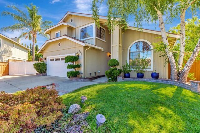 1206 Sycamore Court, Gilroy