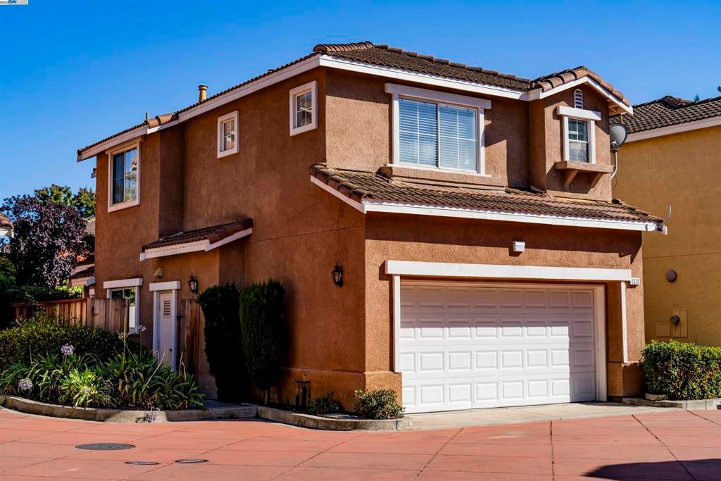 1028 Montoya Ter, Union City