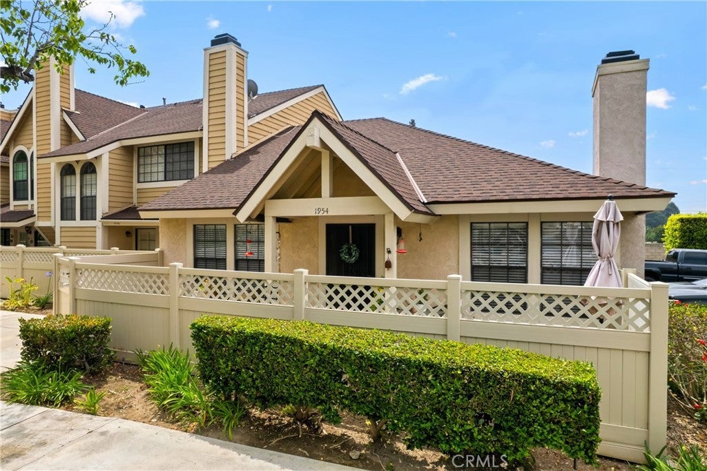 Photo of Listing #OC25174310