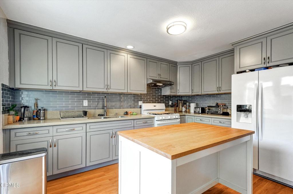 Photo of Listing #P1-23597