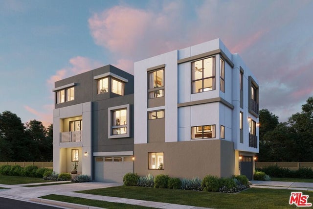 2505 Berkeley Avenue, Los Angeles