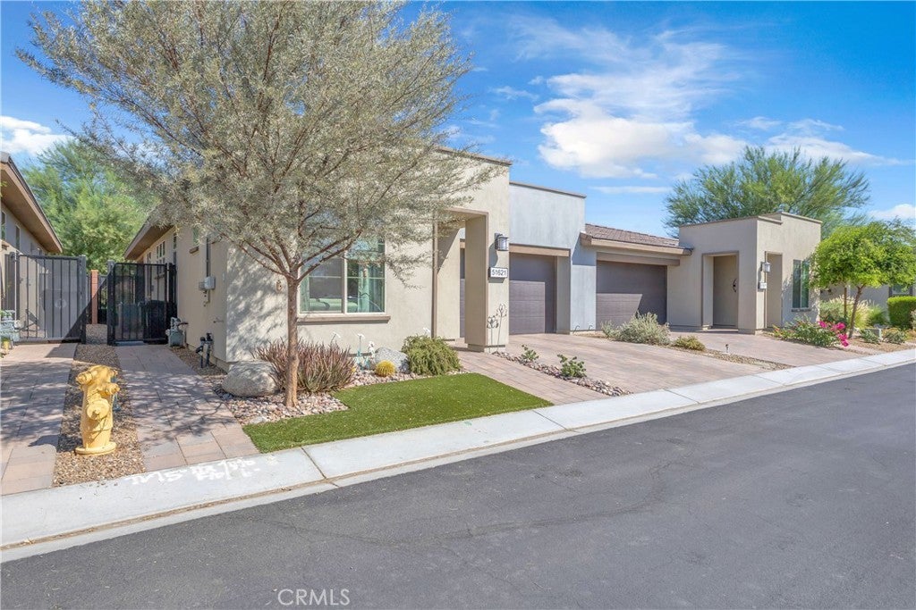 51621 Golden Eagle Drive, Indio