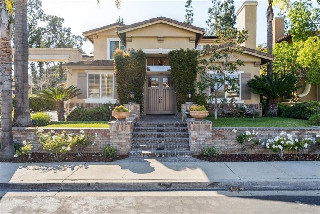 Photo of Listing #SR25179111