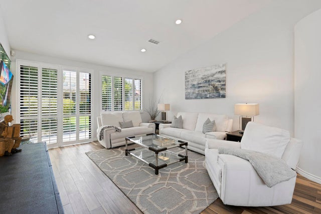 105 Brandigo Circle, Palm Desert