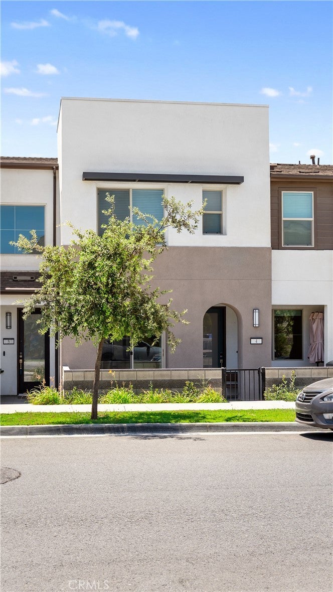 Photo of Listing #OC25173430