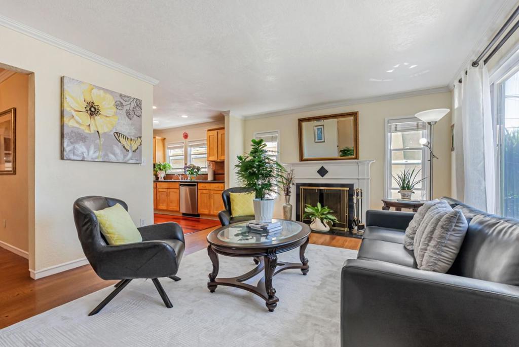 Photo of Listing #ML82017632