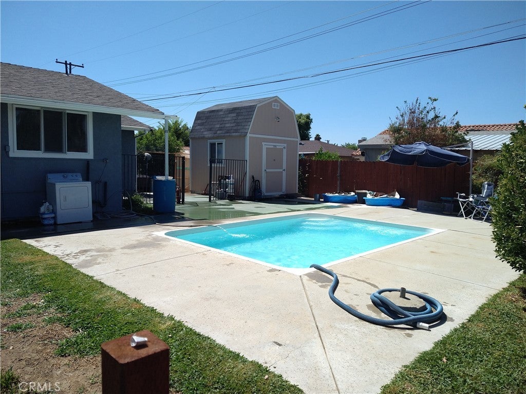 Photo of Listing #SB25180368