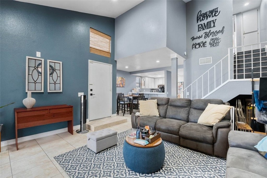 Photo of Listing #IG25181437