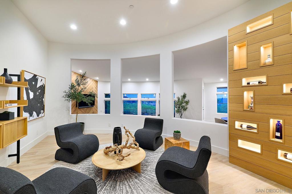 Photo of Listing #250036008SD