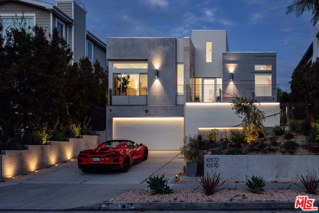 10572 Putney Road, Los Angeles