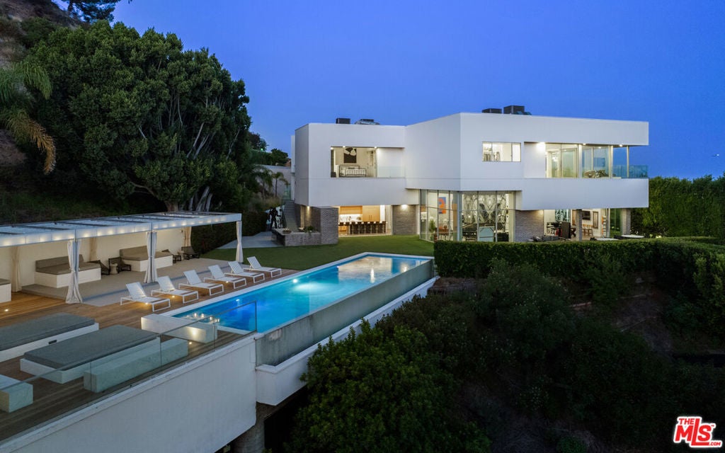 9362 Nightingale Drive, Los Angeles