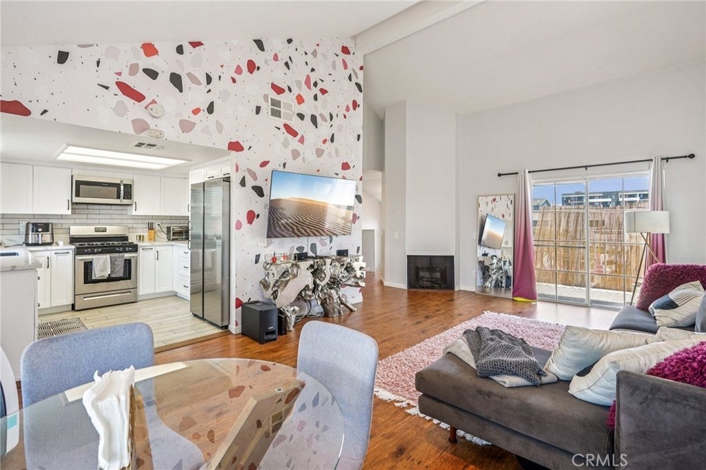 Photo of Listing #DW25181562