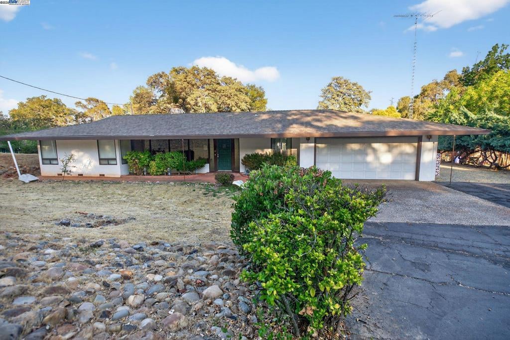 20521 Upper Hillview Dr, Sonora