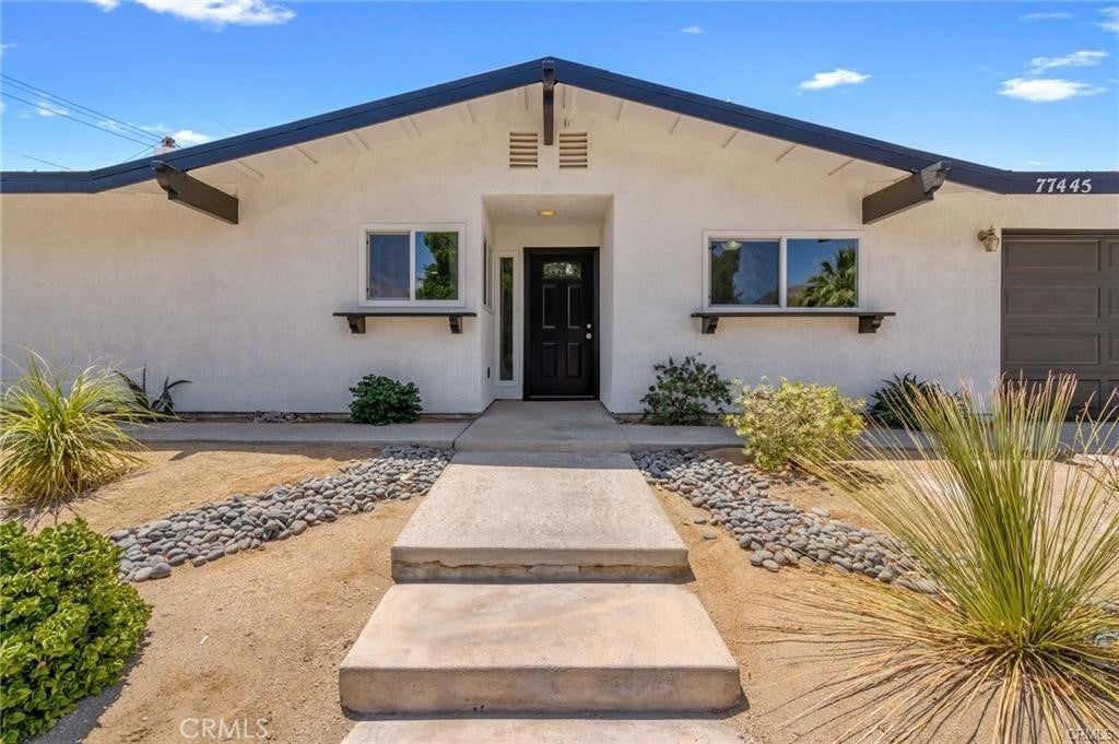 Photo of Listing #IV25182614