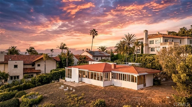 1400 Via Montemar, Palos Verdes Estates.