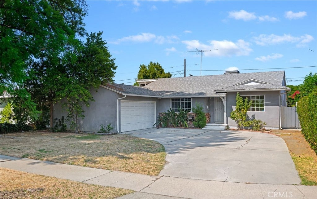 Photo of Listing #SR25180280