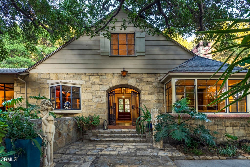 Photo of Listing #V1-31732