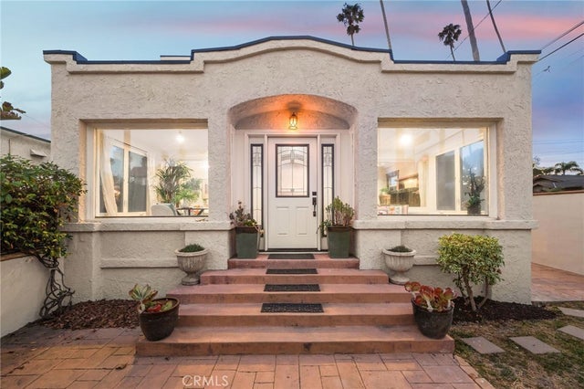 227 Ximeno Avenue, Long Beach