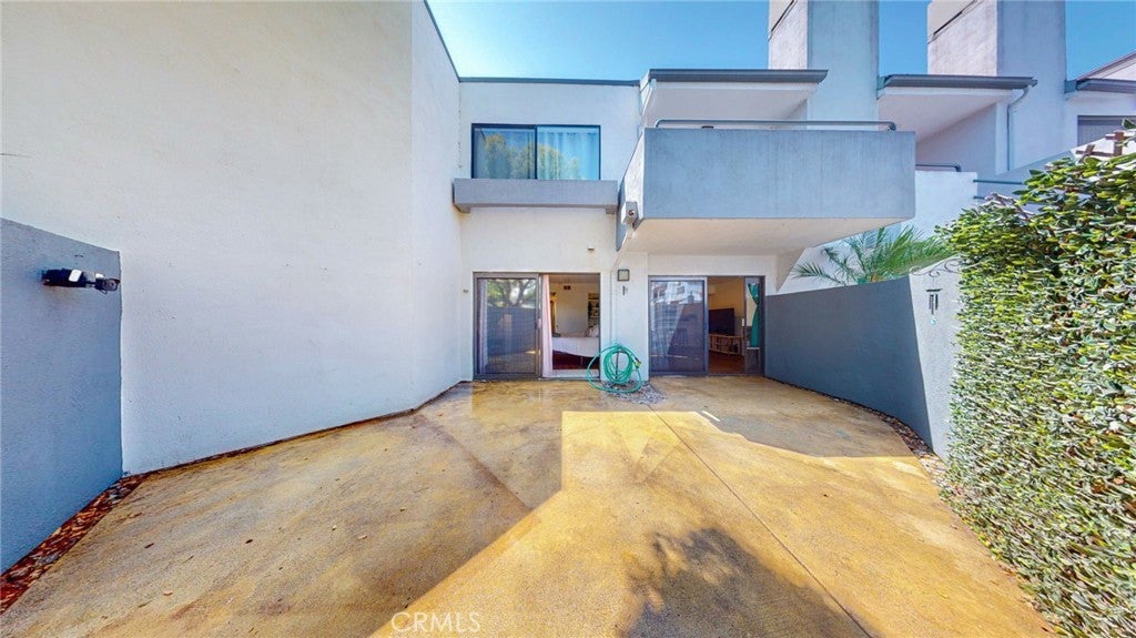 Photo of Listing #SR25183659