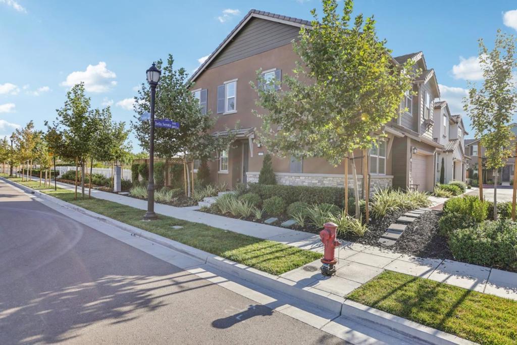 Photo of Listing #ML82018184