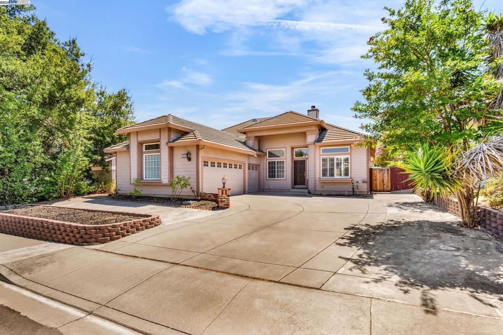 2450 Palm Ct, Brentwood