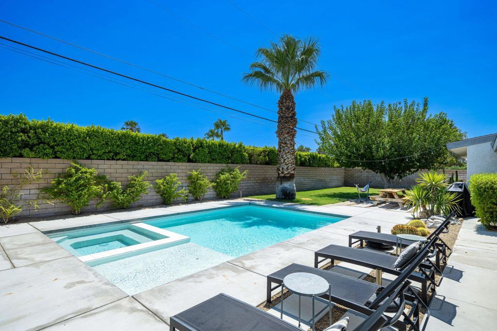 Photo of Listing #219133995DA