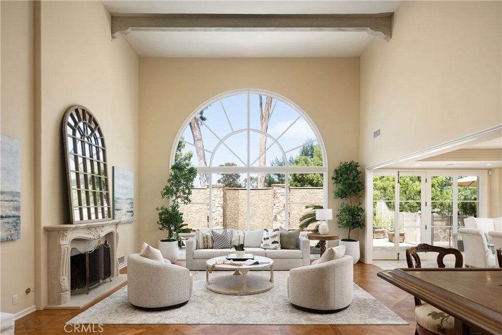 Photo of Listing #NP25184365