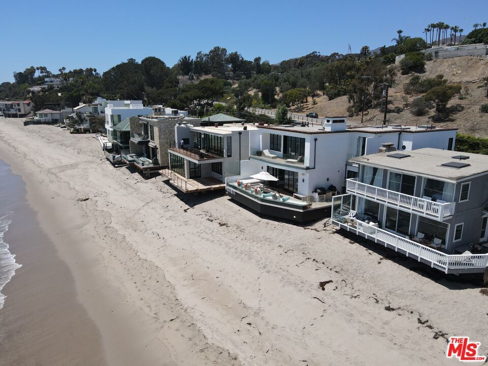 27212 Pacific Coast Highway, Malibu