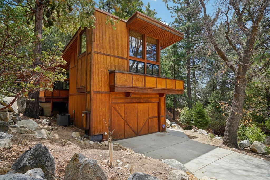 55491 Howland, Idyllwild