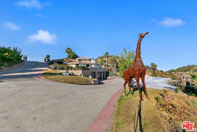23000 Saddle Peak Road, Topanga