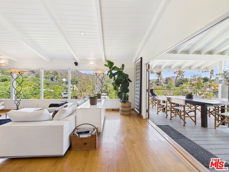 Photo of Listing #25575465