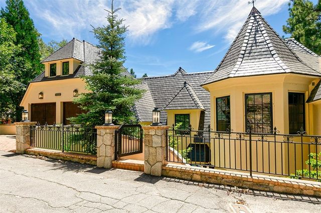 28087 North Shore Road, Lake Arrowhead