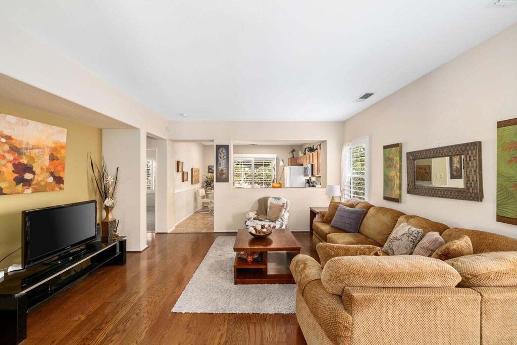 Photo of Listing #219134153DA